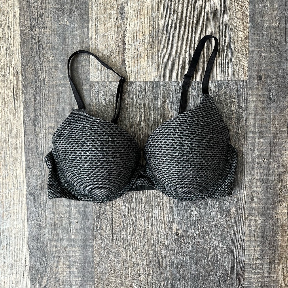 Victoria Secret Perfect Shape Bra, size 34C